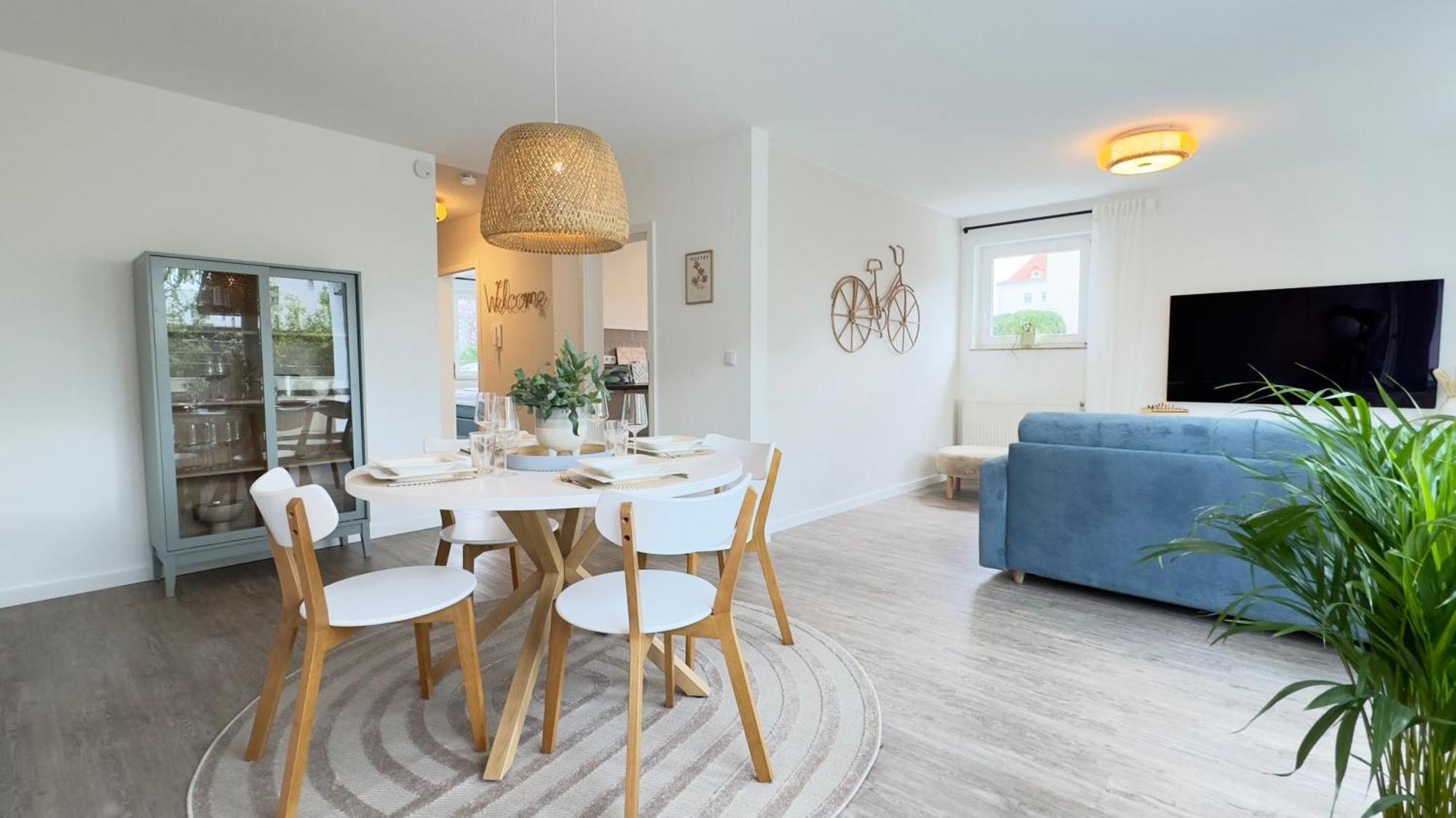 Fewo Am Park - 4P, Boxspringbett, Balkon, Smarttv, Gesundbrunnen, Familienfreundlich ハレ エクステリア 写真